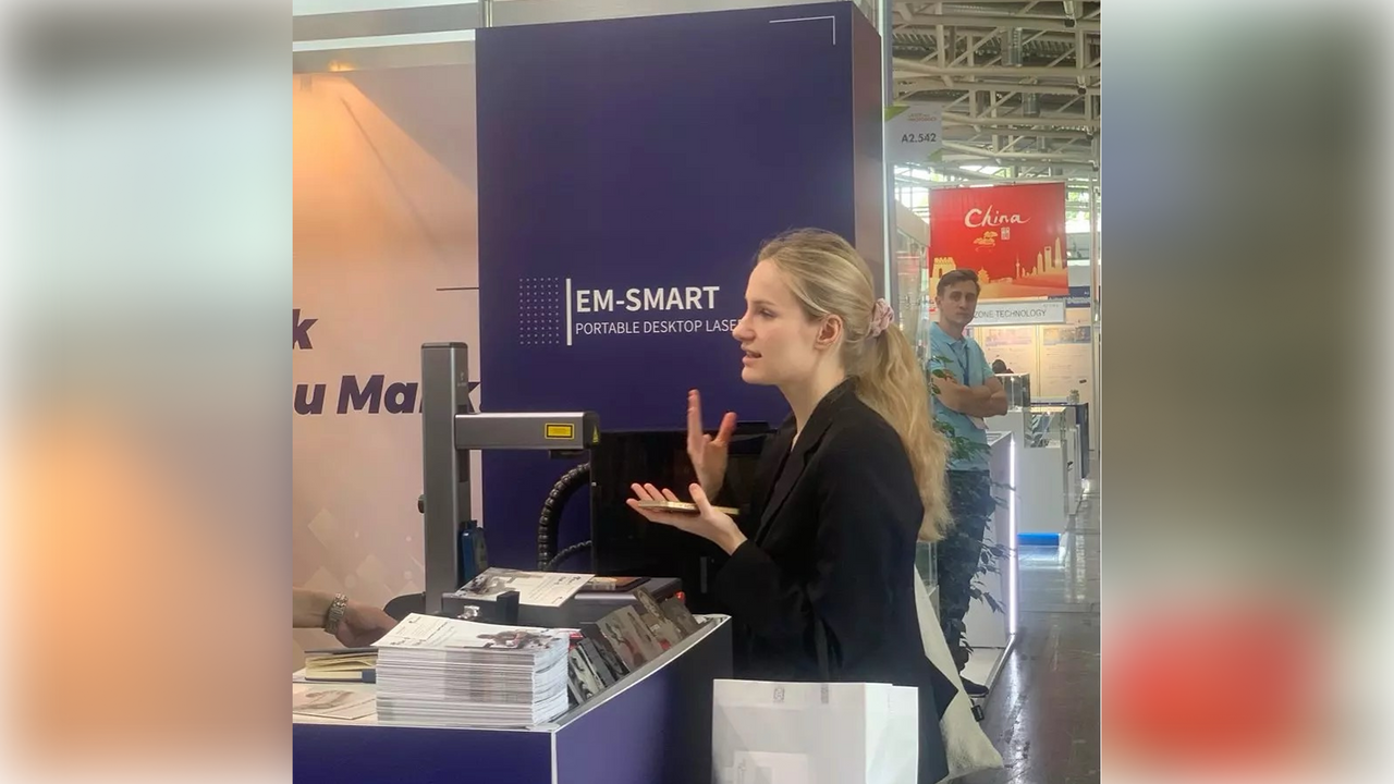 Trade Show Conversations