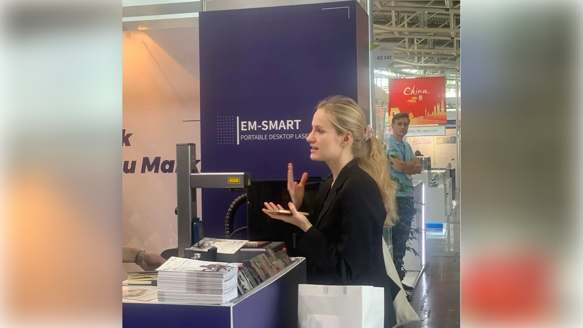 Trade Show Conversations