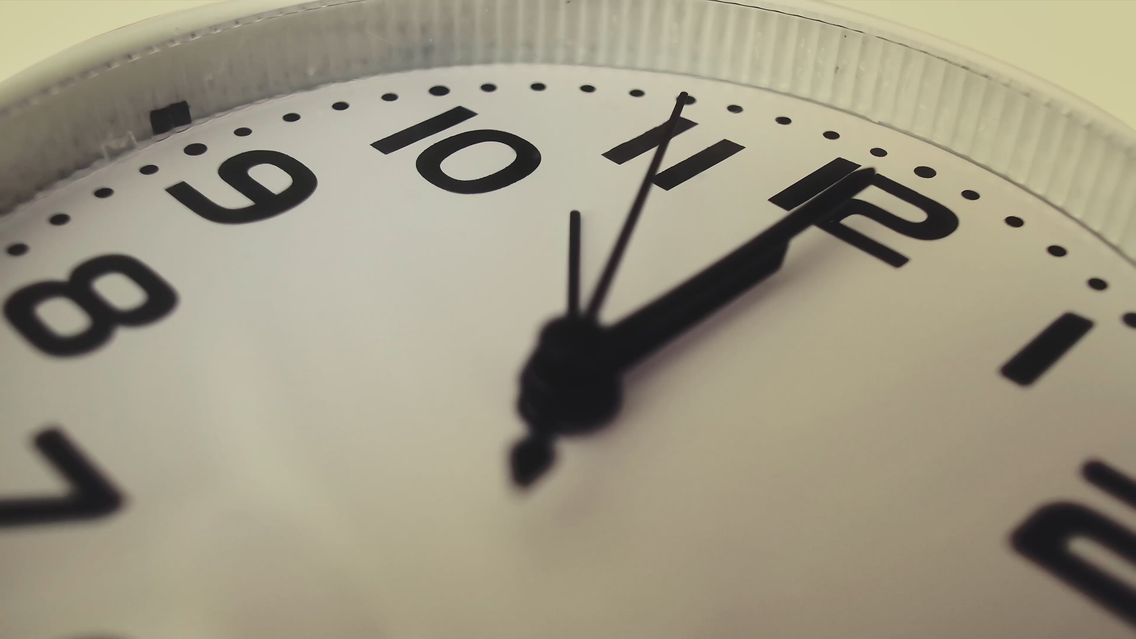 Load video: EM-Smart Dual Desktop Laser Engraver with 20W Fiber &amp; Diode